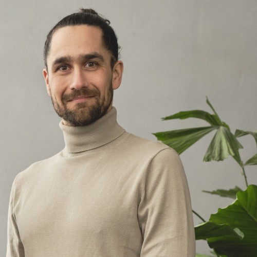 Pablo ist einer der Initiatoren der Reerdigung und Co-Founder von Meine Erde